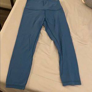 Lululemon aligns 25 inch inseam